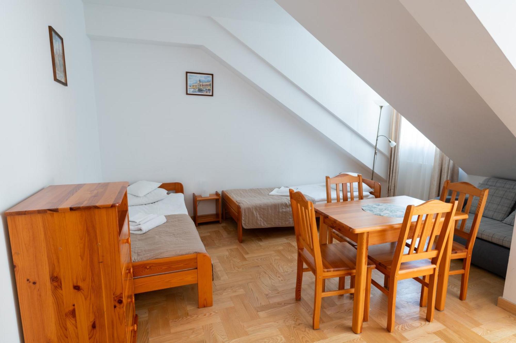Pokoje Goscinne Dom Sw. Szymona Krakow Ngoại thất bức ảnh
