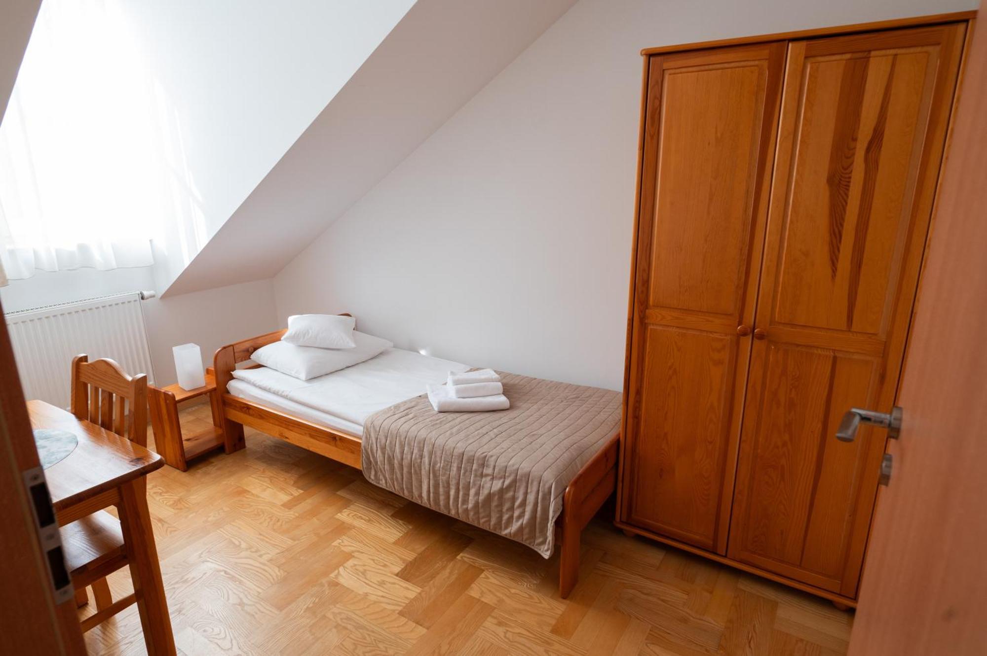 Pokoje Goscinne Dom Sw. Szymona Krakow Ngoại thất bức ảnh