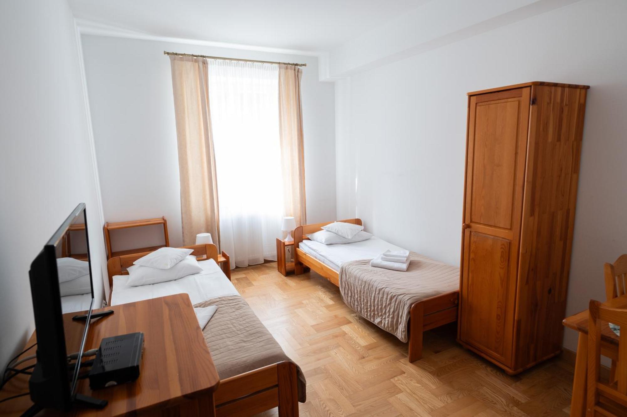 Pokoje Goscinne Dom Sw. Szymona Krakow Ngoại thất bức ảnh